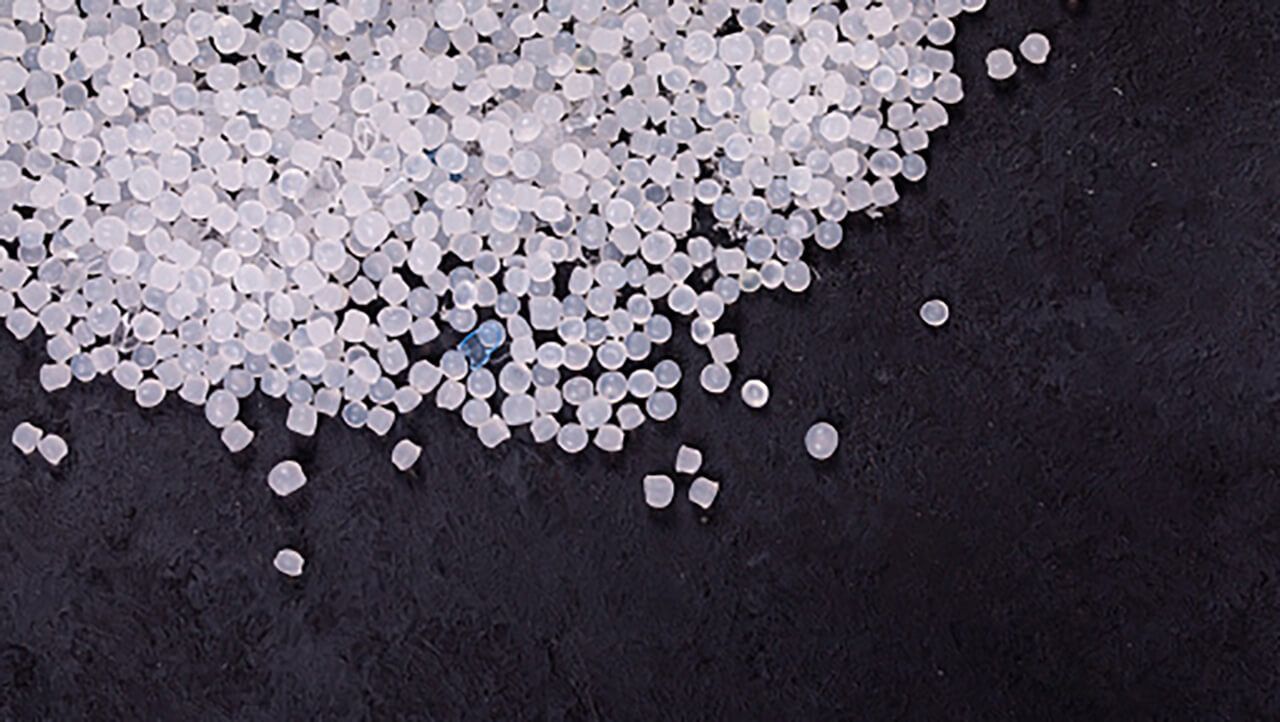 Plastic scrub beads