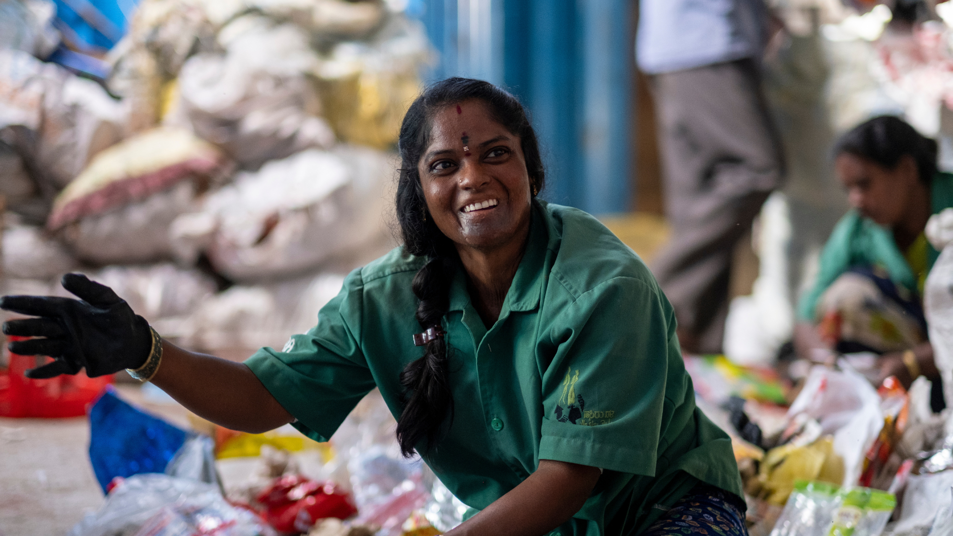 An image of Hasiru Dala helping with the TRANSFORM project